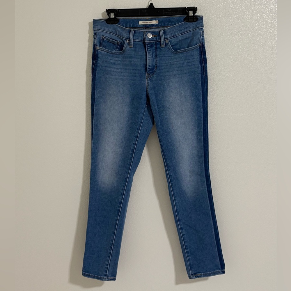 Levi’s Women Blue Skinny Jean, Size 28